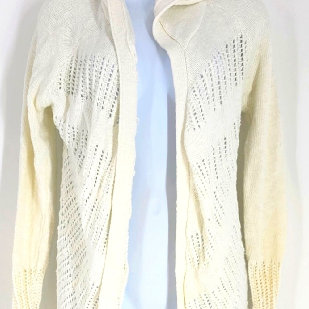 ANTHRO Cream Crochet Hooded Cardigan Size Small